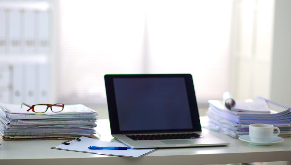 Desk_paperwork_stackofpaper