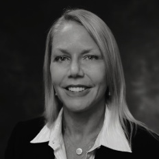 GretchenVerdugoBW250x313