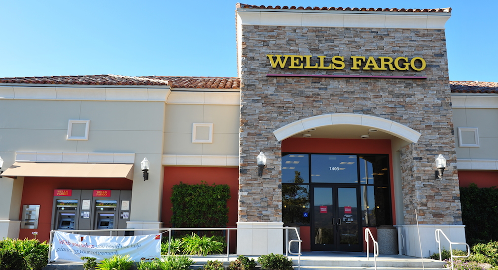 Jose-Antonio-Perez-Shutterstockcom