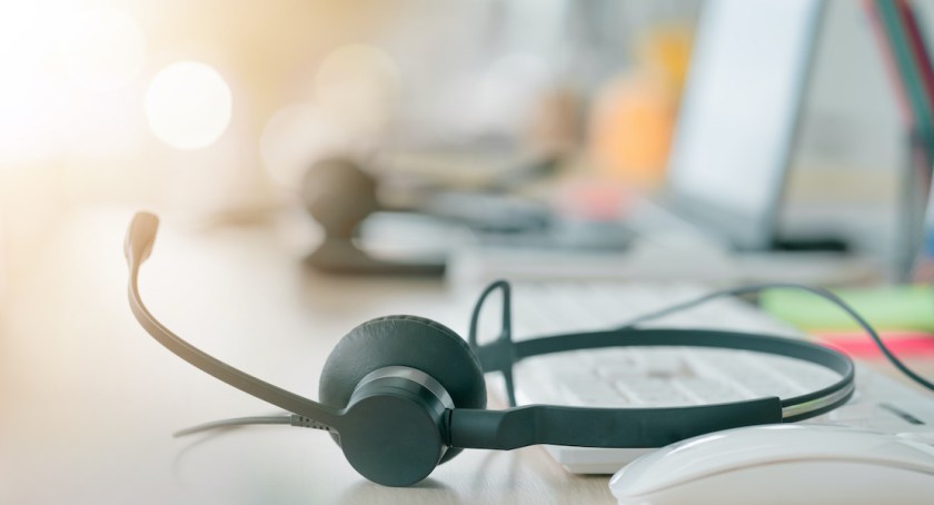 Professional Team Business Operator in Office. Service Business Corporate, Call Center Asian.  Help Center, Appealed to Consumers,  Support Identify Action Recovery Disaster. Online Digital marketing.