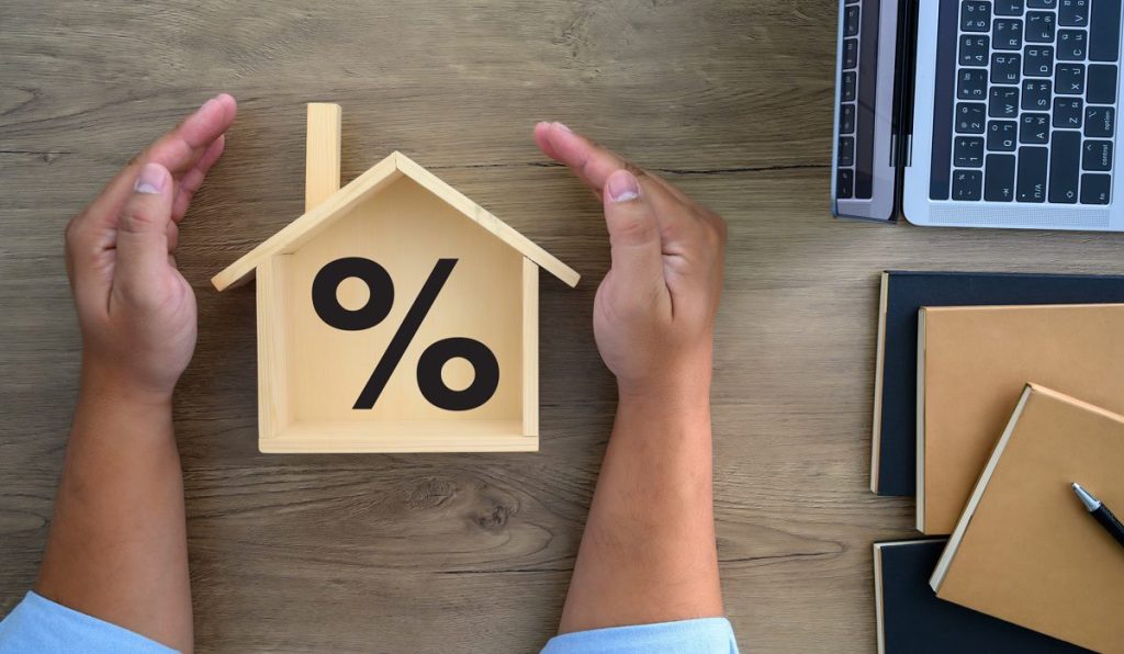 Mortgage rates record low