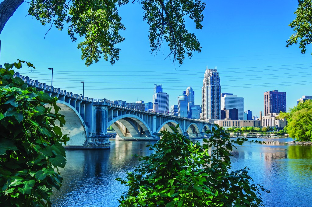 St Anthony Main; Minneapolis, Minnesota: Third Avenue Bridge