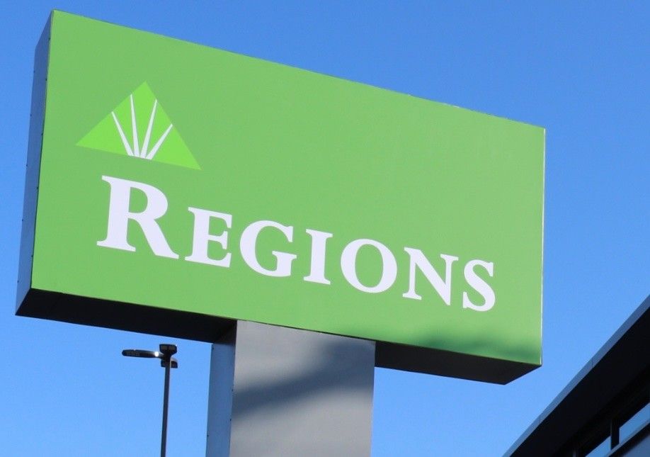 Pi7_Image_regionsbank