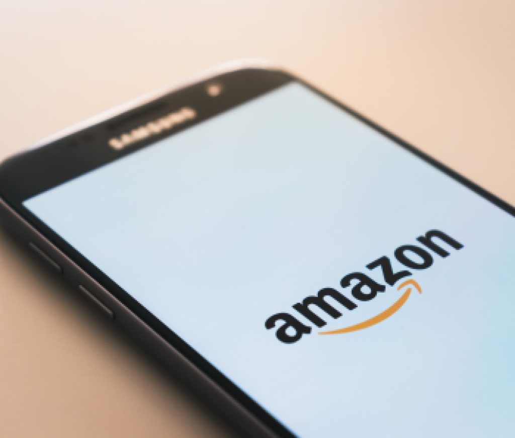 amazonlogophone_unsplash