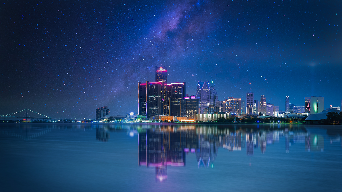 Detroit Michigan skyline