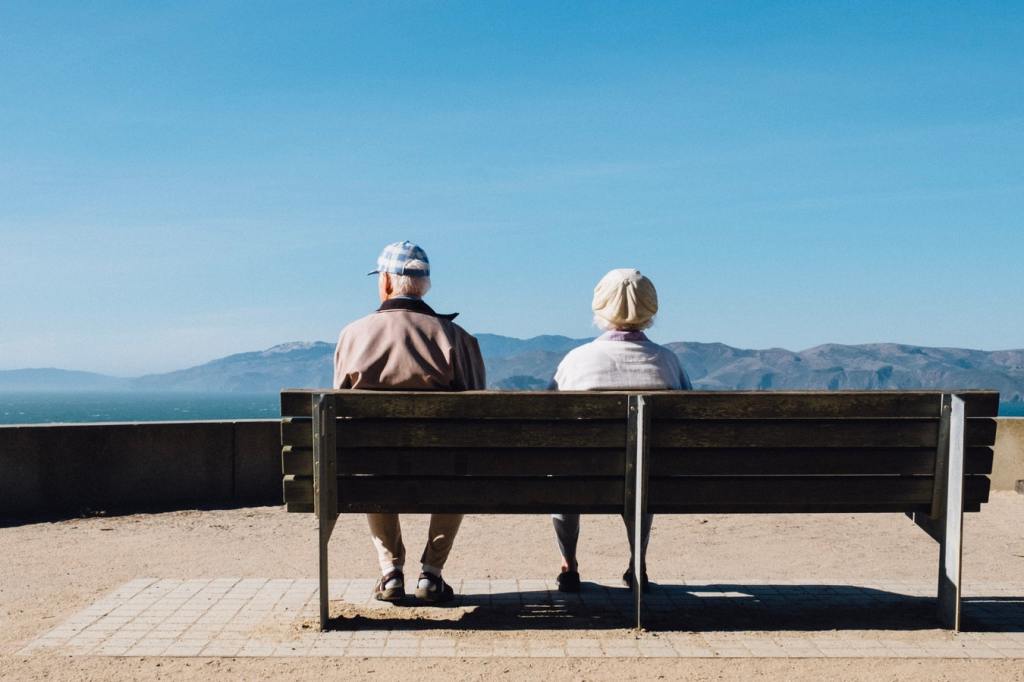 oldcouple_unsplash