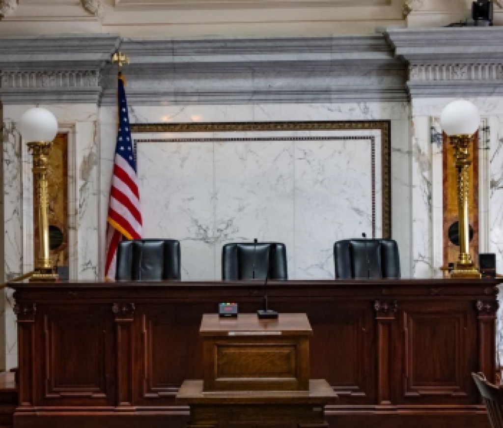 Lawsuits, Courts, Court 6