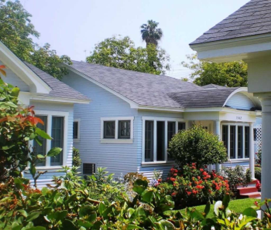 bungalowcottagecourt